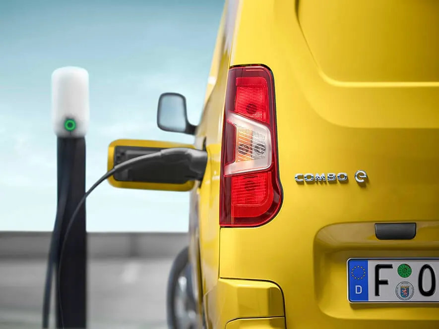 Opel Combo-e Cargo recharge