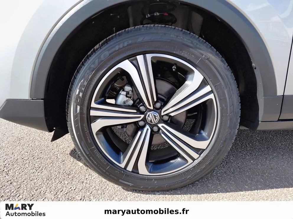 Véhicule occasion 215846 - mg ZS - Photo 11