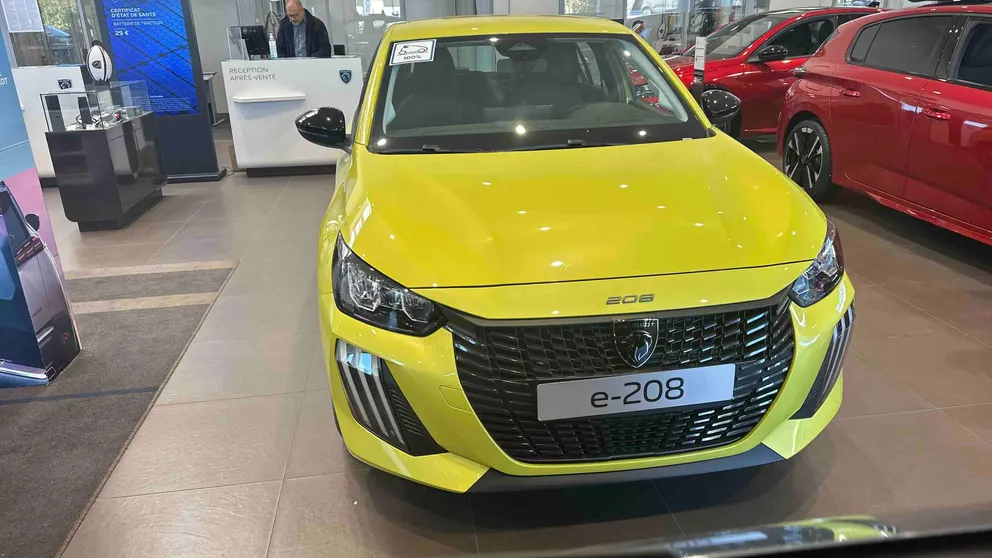 Véhicule occasion 1245718 - peugeot 208 - Photo 7