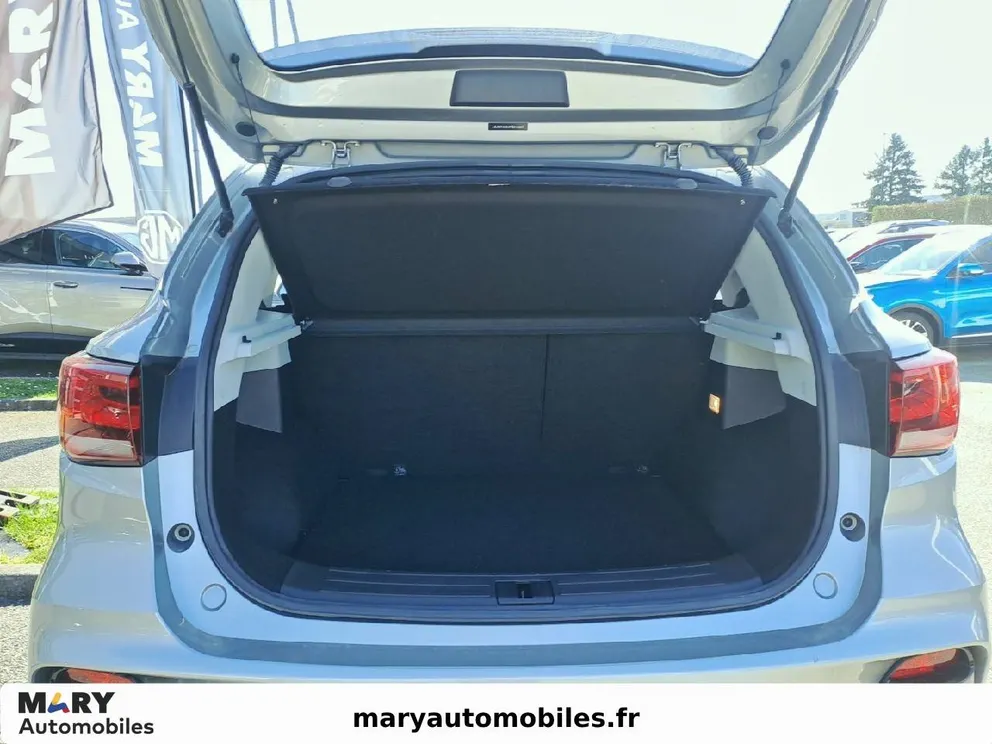 Véhicule occasion 226190 - mg ZS - Photo 6