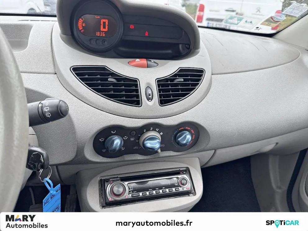 Véhicule occasion 203631 - renault TWINGO - Photo 12