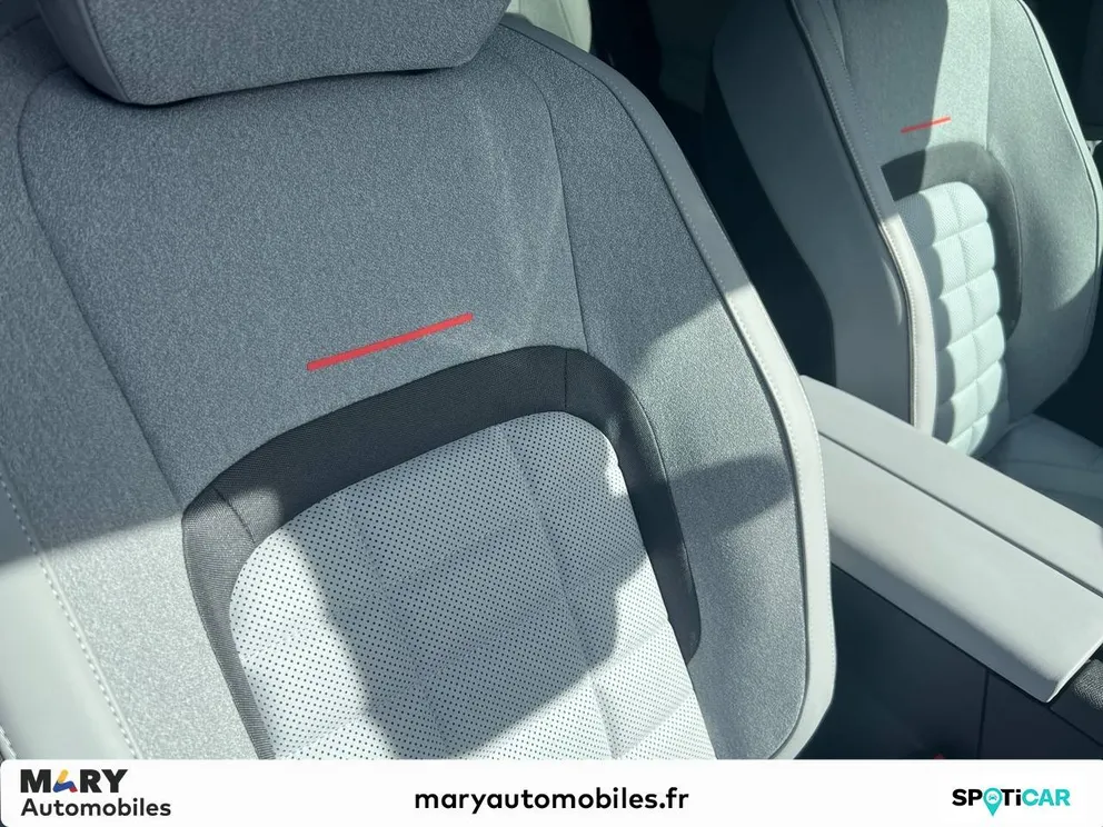 Véhicule occasion 198989 - Citroën E-C5 AIRCROSS - Photo 12