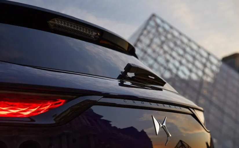 DS 7 Crossback édition Louvre design extérieur