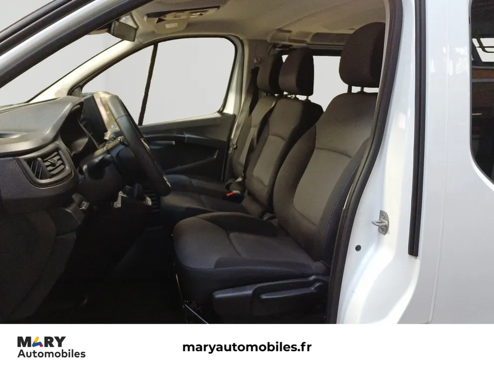 Véhicule occasion 1235490 - renault TRAFIC - Photo 17