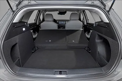 MG5 design intérieur coffre