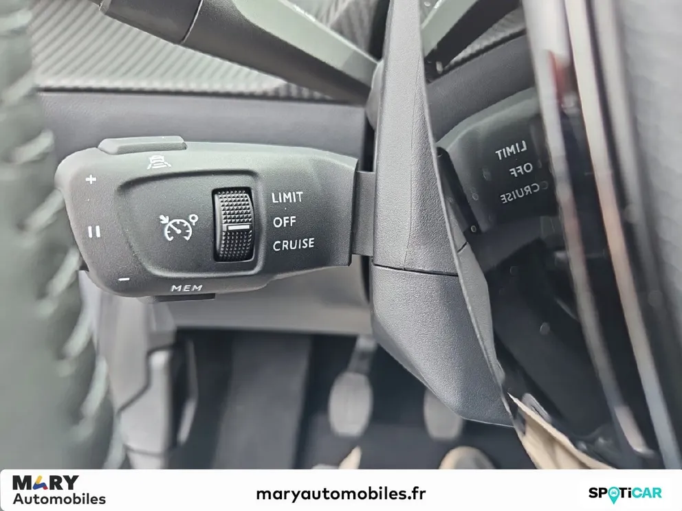 Véhicule occasion 235979 - peugeot 208 - Photo 11