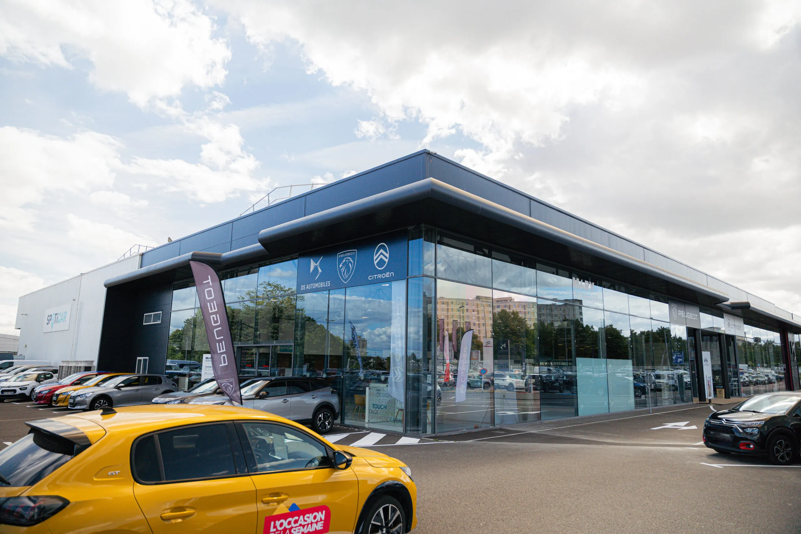 Concession multimarques