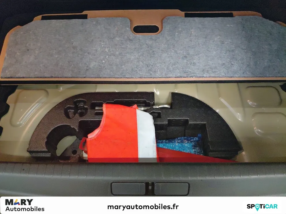 Véhicule occasion 237692 - peugeot 208 - Photo 10