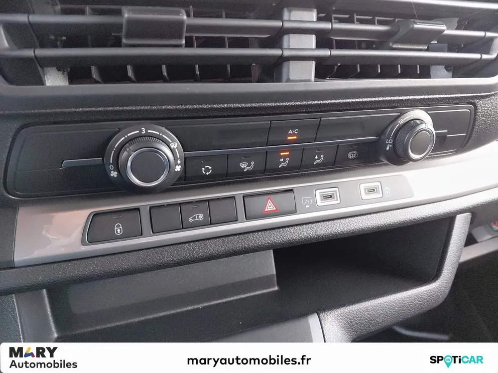 Véhicule occasion 207422 - Citroën JUMPY - Photo 21