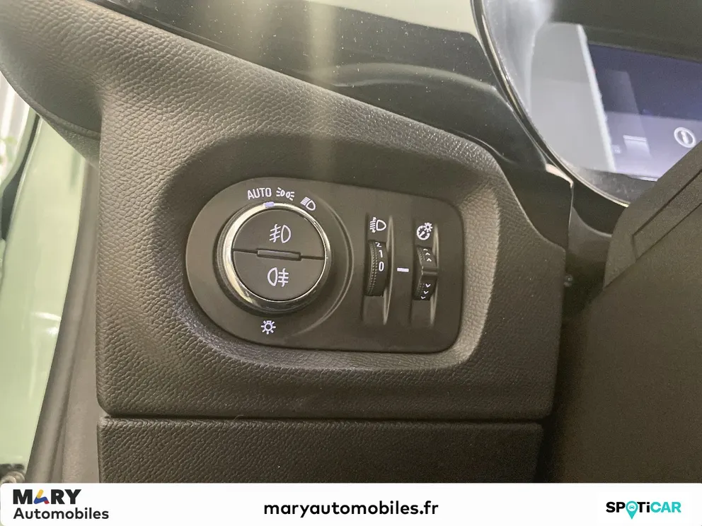 Véhicule occasion 1239079 - opel CORSA - Photo 9
