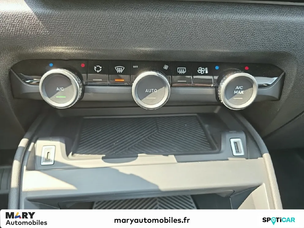 Véhicule occasion 1230726 - Citroën C4 - Photo 36