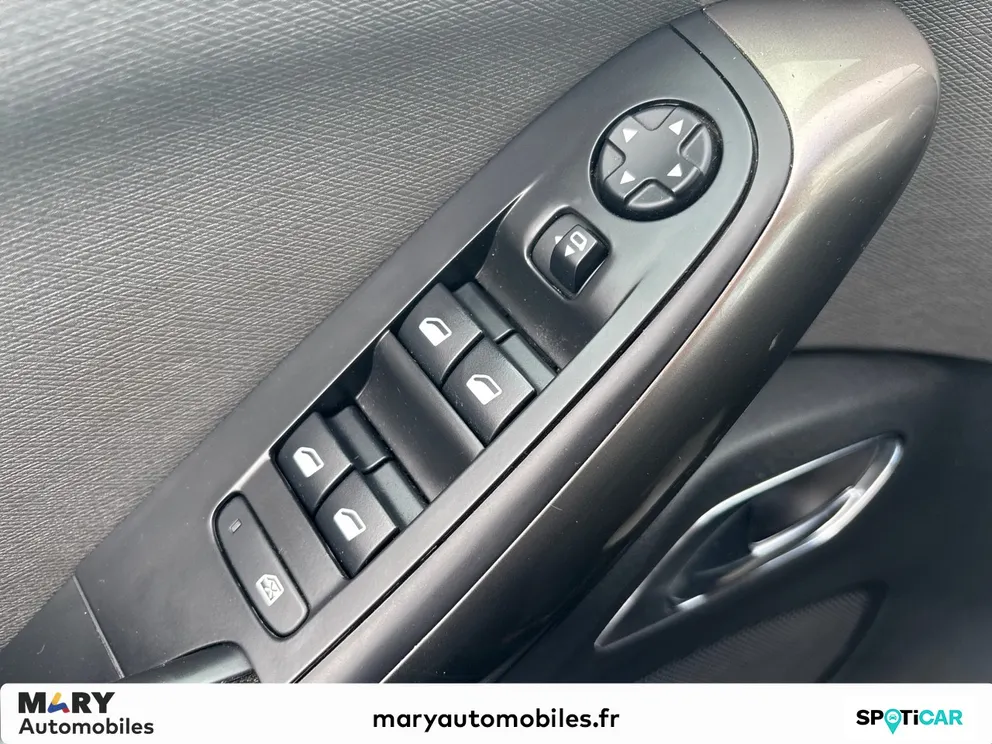 Véhicule occasion 1235940 - Citroën C4 - Photo 18