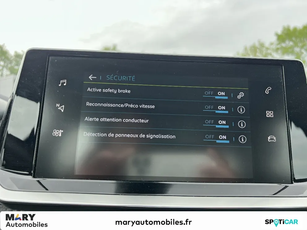 Véhicule occasion 1234819 - peugeot 208 - Photo 13