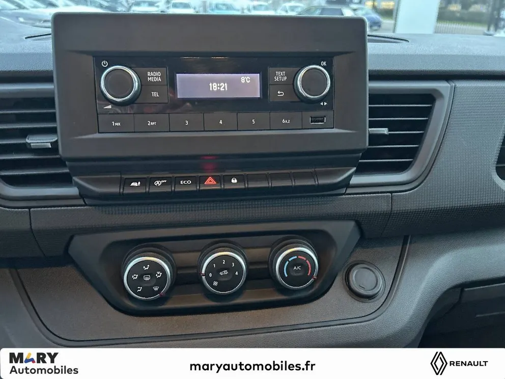 Véhicule occasion 215994 - renault TRAFIC - Photo 15