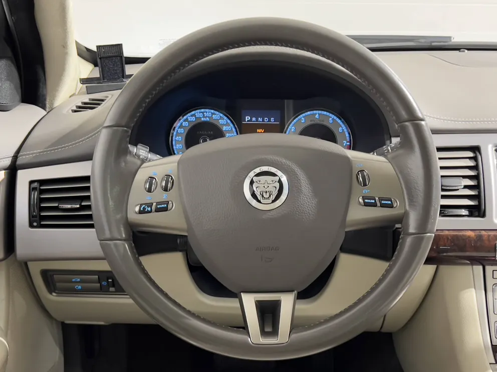 Véhicule occasion 77217 - jaguar XF - Photo 22