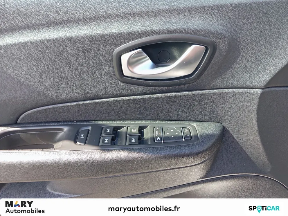 Véhicule occasion 1237945 - renault CAPTUR - Photo 9
