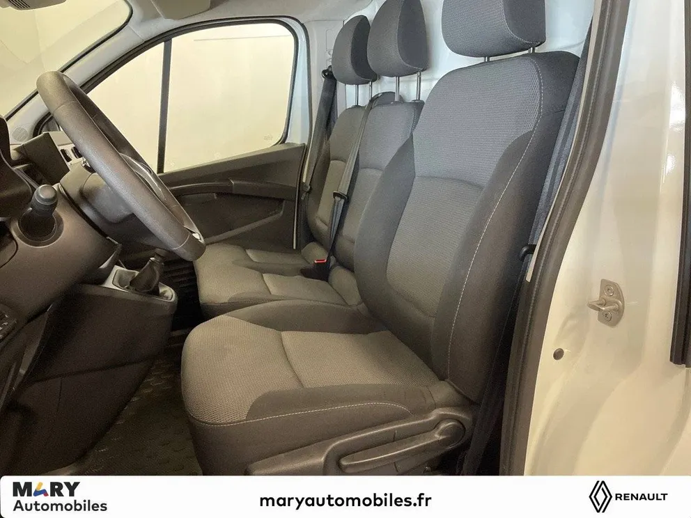 Véhicule occasion 193010 - renault TRAFIC - Photo 9