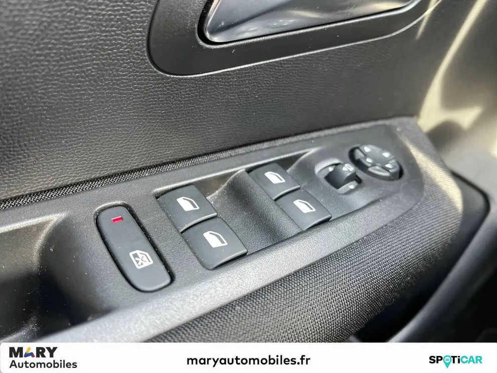 Véhicule occasion 216275 - peugeot 208 - Photo 16