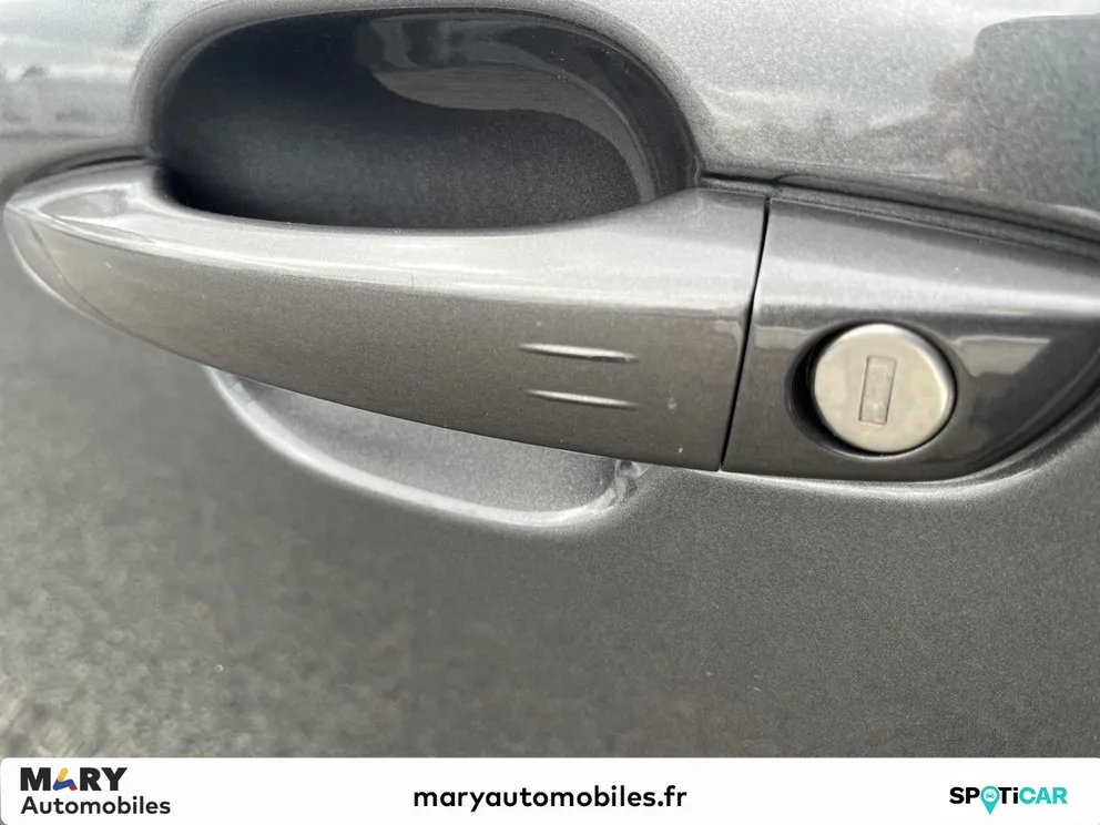 Véhicule occasion 1227906 - Citroën C4 - Photo 20