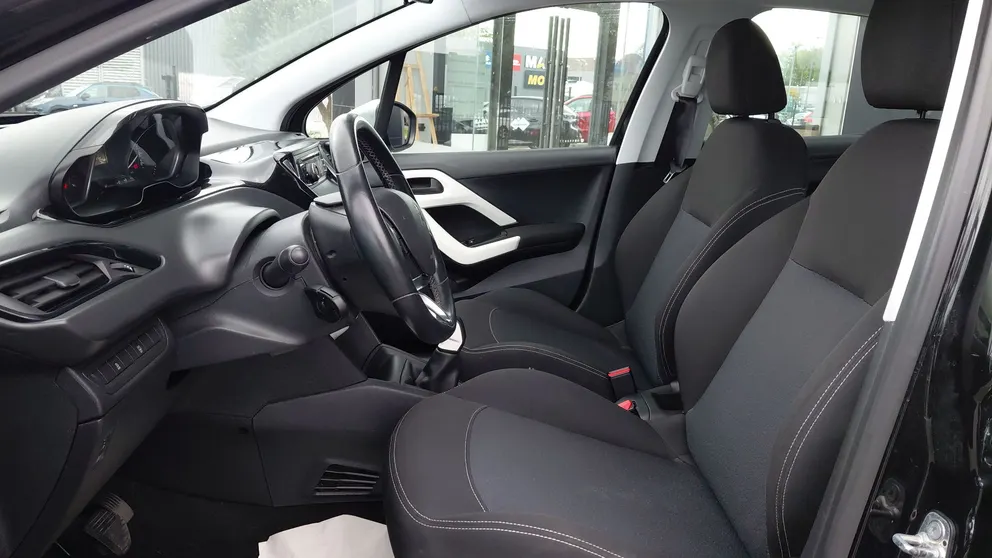 Véhicule occasion 234010 - peugeot 208 - Photo 11