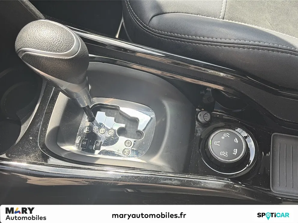 Véhicule occasion 1238451 - peugeot 2008 - Photo 12