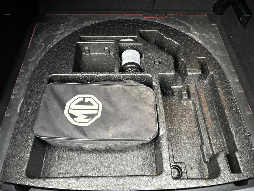 Véhicule occasion 203419 - mg ZS - Photo 8