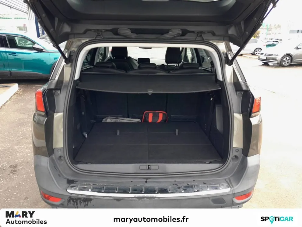 Véhicule occasion 223000 - peugeot 5008 - Photo 6