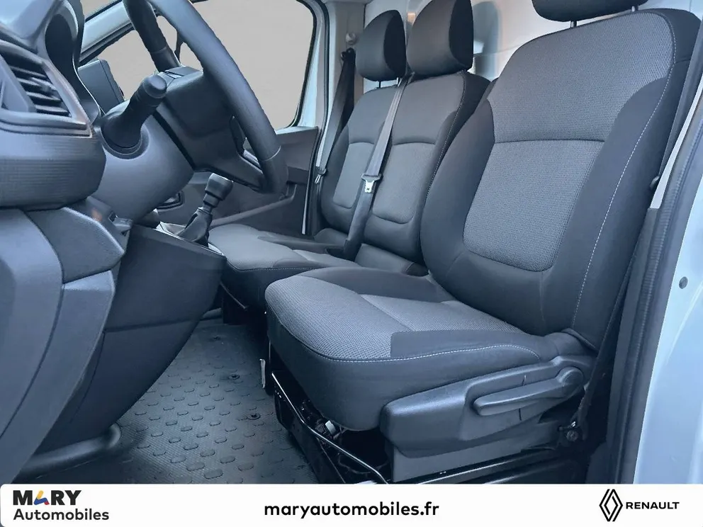 Véhicule occasion 215994 - renault TRAFIC - Photo 9
