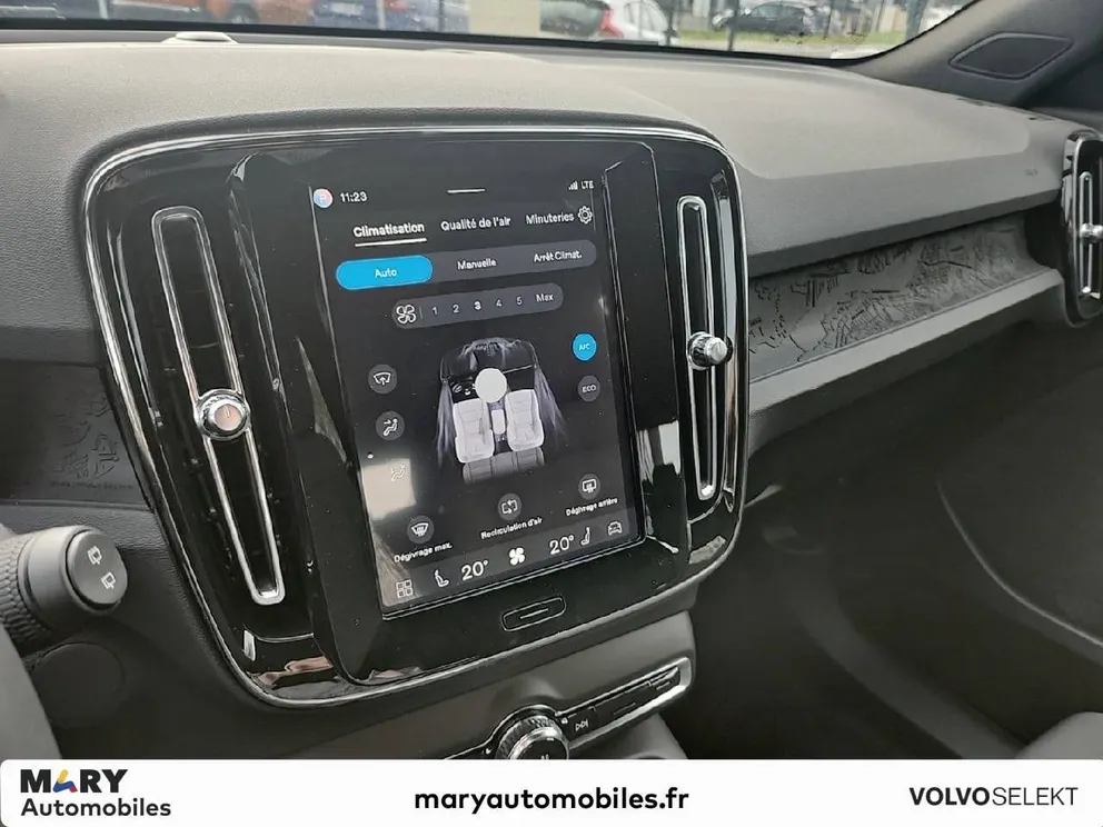 Véhicule occasion 226128 - volvo EX40 - Photo 17