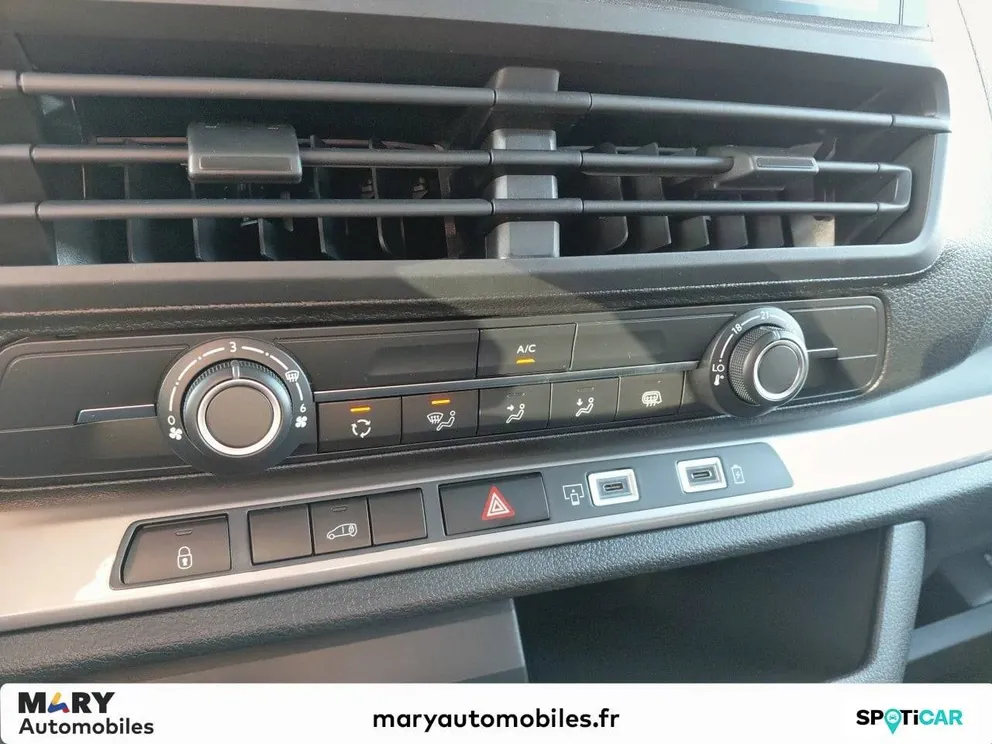 Véhicule occasion 227840 - Citroën JUMPY - Photo 21