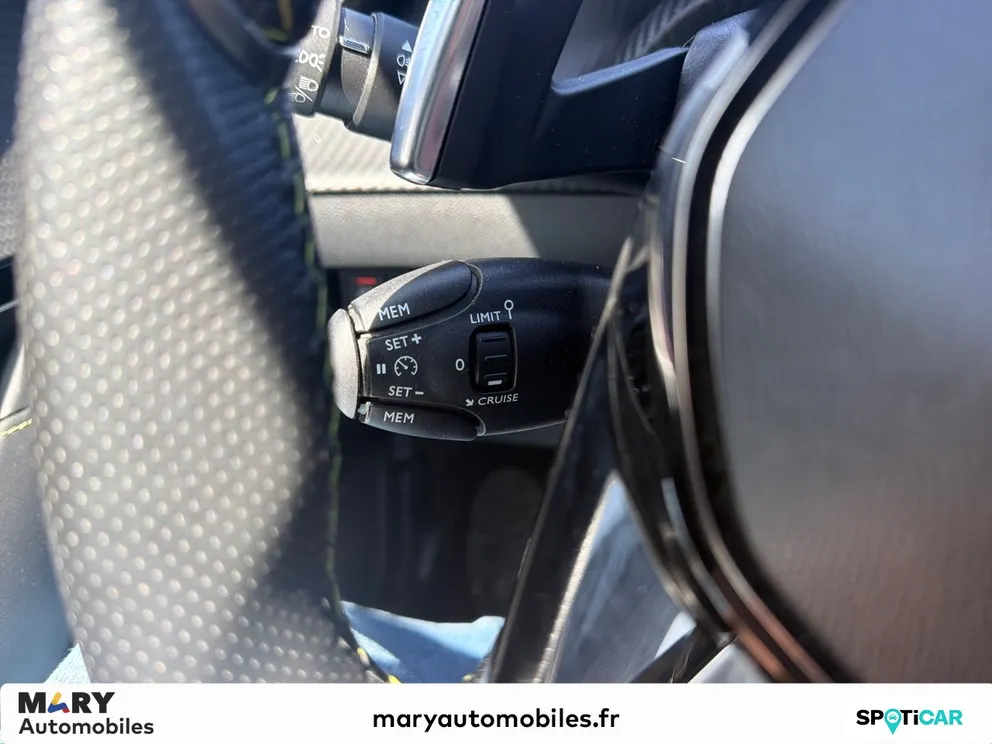 Véhicule occasion 1237217 - peugeot 208 - Photo 17