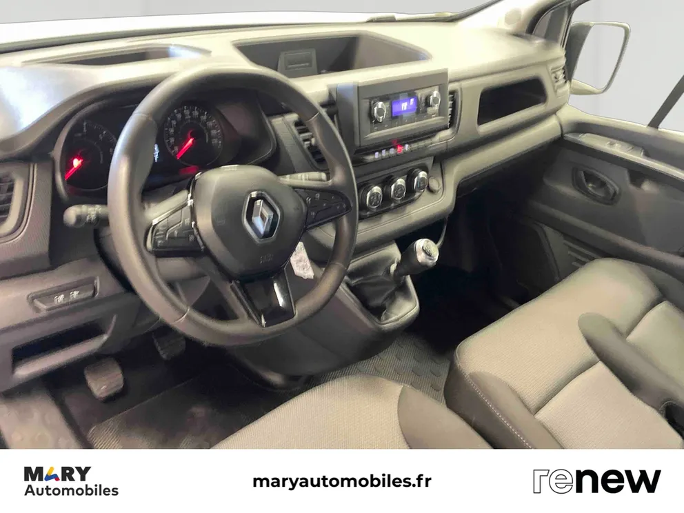 Véhicule occasion 1236863 - renault TRAFIC - Photo 9