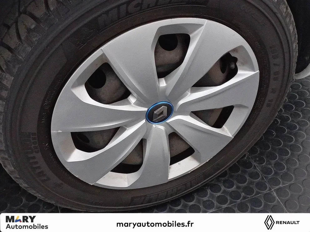 Véhicule occasion 175739 - renault ZOE - Photo 11