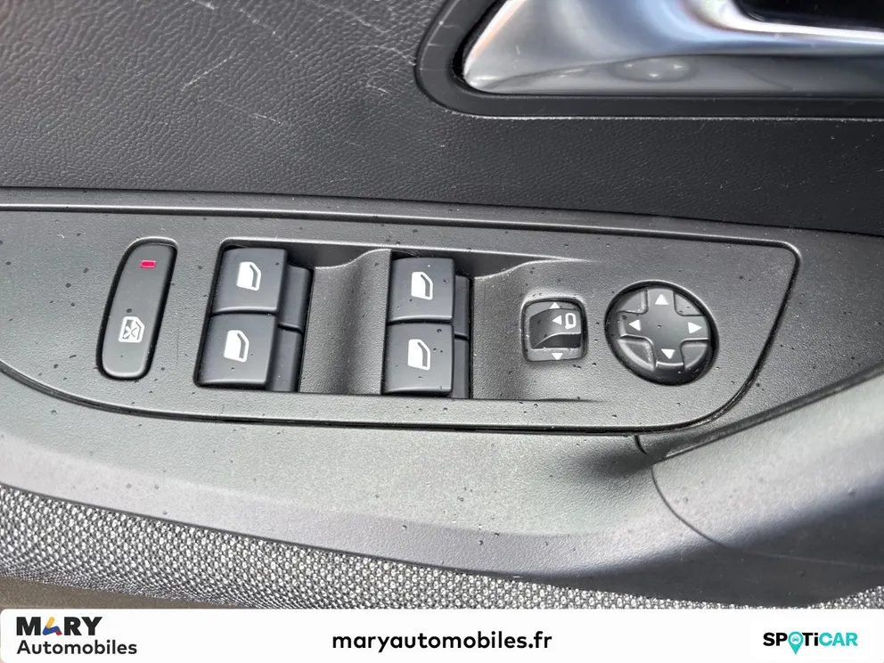 Véhicule occasion 1229705 - peugeot 2008 - Photo 16