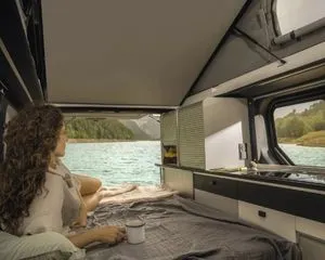 Renault Trafic Spacenomad lit