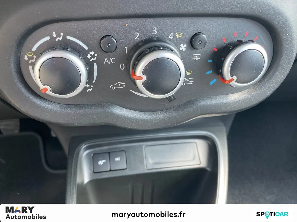 Véhicule occasion 1228412 - renault TWINGO - Photo 10