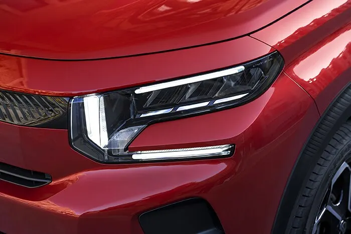 Nouvelle signature lumineuse LED avant et arrière 3D