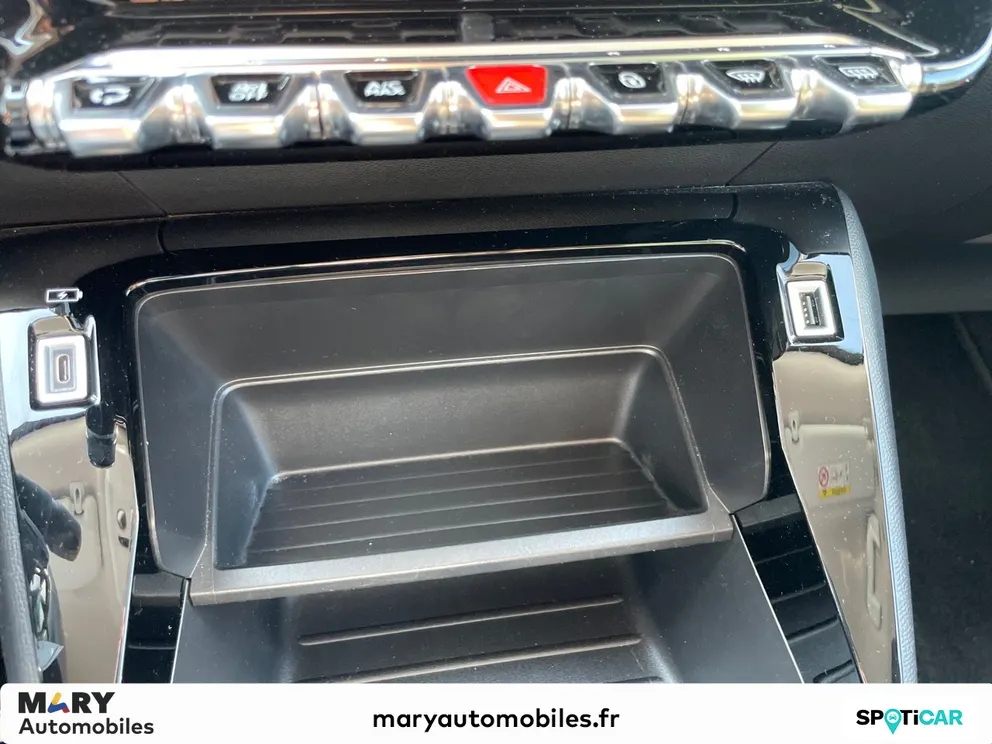 Véhicule occasion 1229547 - peugeot 2008 - Photo 11