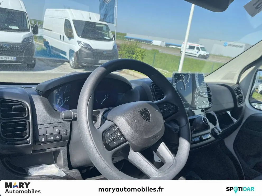 Véhicule occasion 215188 - peugeot BOXER - Photo 8