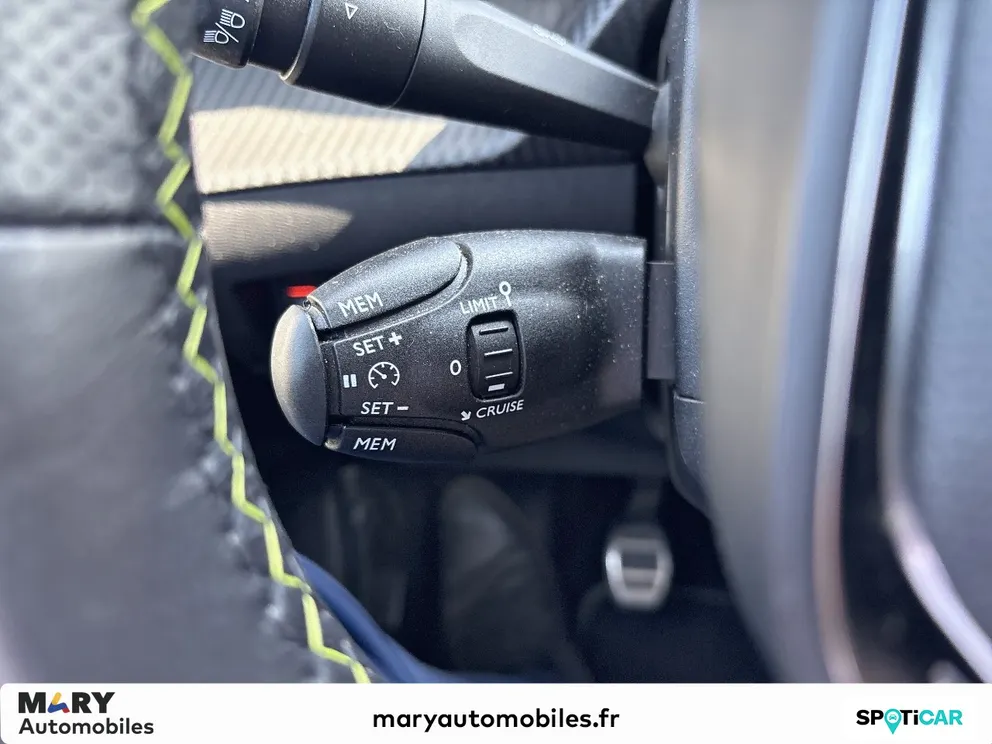 Véhicule occasion 1230436 - peugeot 2008 - Photo 17