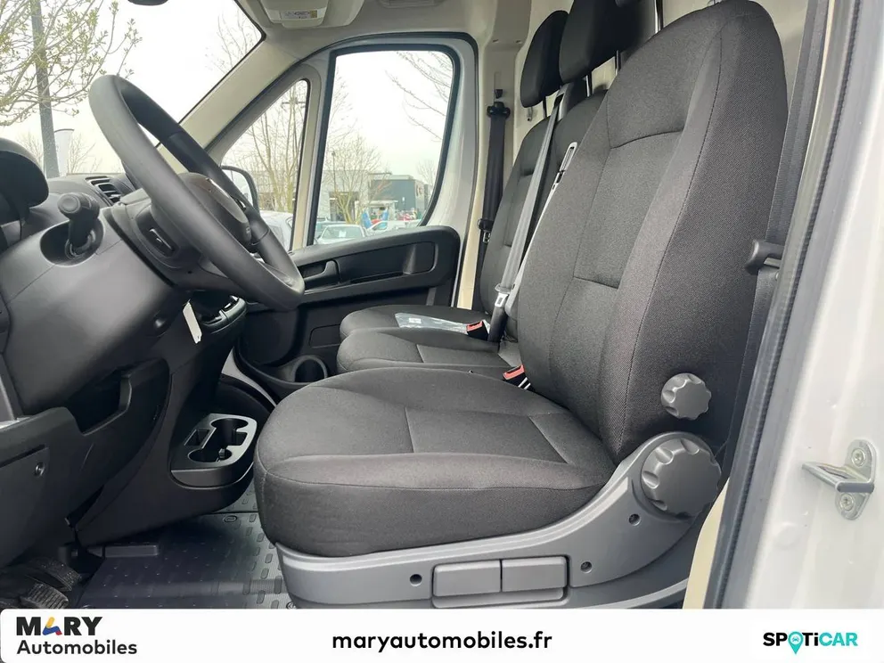 Véhicule occasion 209652 - peugeot BOXER - Photo 9
