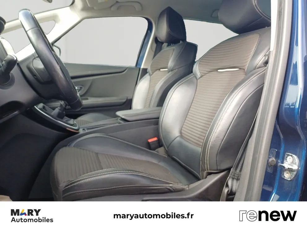 Véhicule occasion 1238280 - renault SCENIC - Photo 17