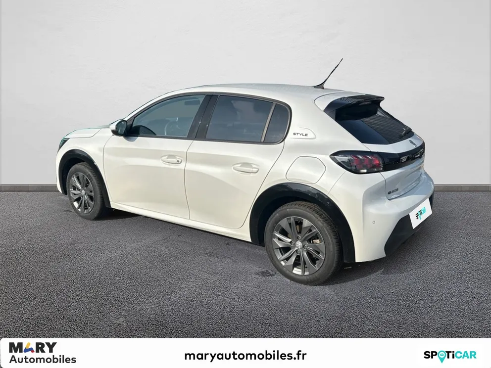 Véhicule occasion 1229841 - peugeot 208 - Photo 2