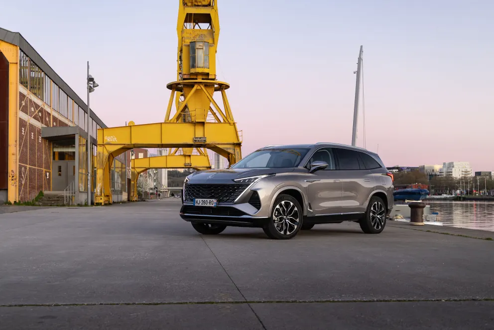 MGS9 PHEV vu de face