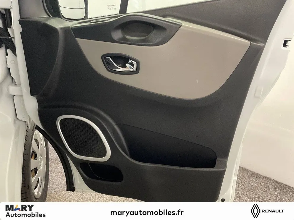 Véhicule occasion 172259 - renault TRAFIC - Photo 18