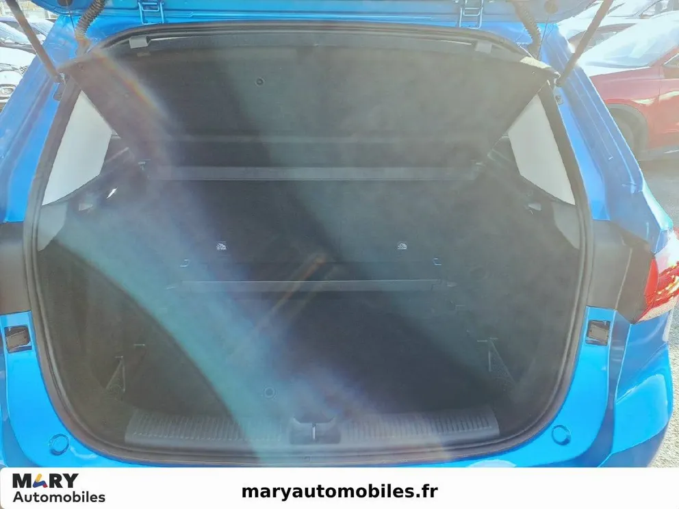 Véhicule occasion 214029 - mg ZS - Photo 6