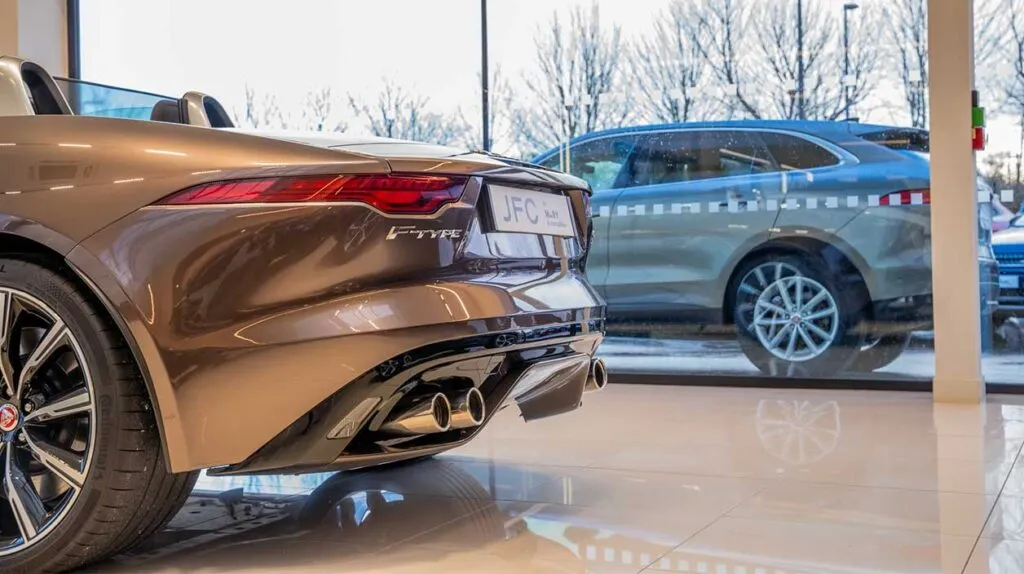 Voiture Jaguar Hybride