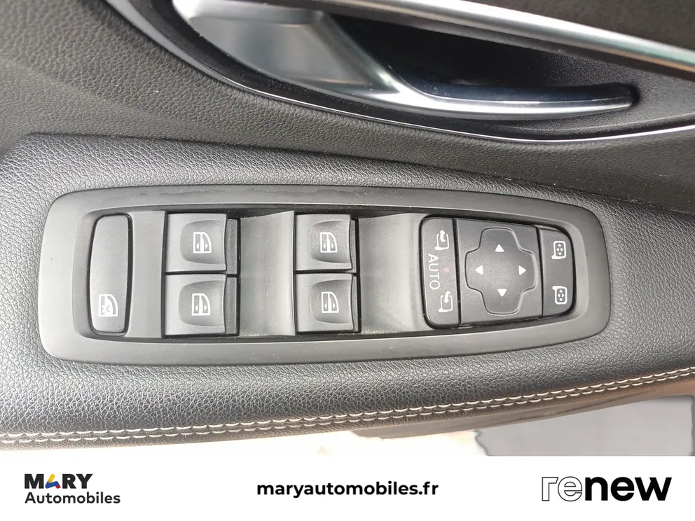 Véhicule occasion 1237118 - renault SCENIC - Photo 11