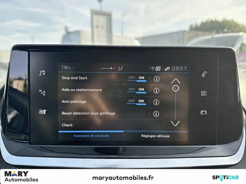 Véhicule occasion 194816 - peugeot 208 - Photo 19