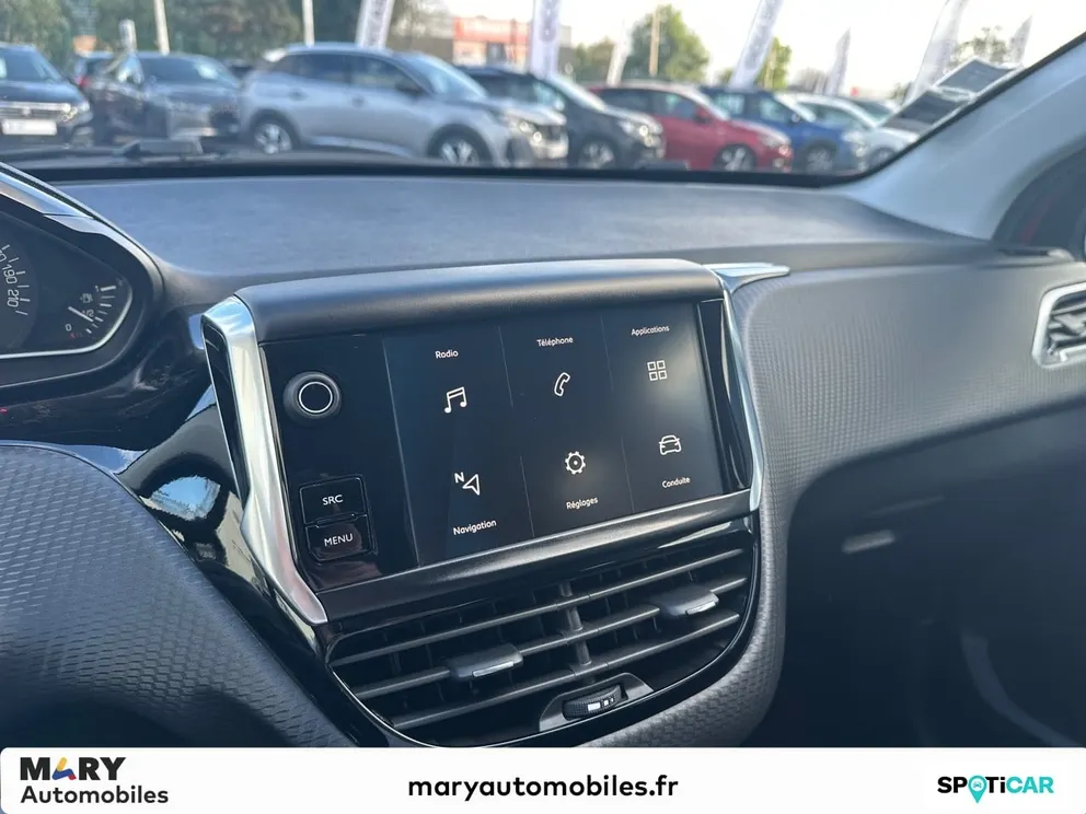 Véhicule occasion 1238581 - peugeot 208 - Photo 11